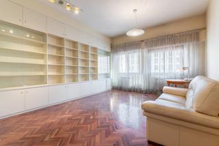 Pis a Calle del maestro guerrero (plaza conde toreno) 2. Piso en venta en el centro de madrid junto a plaza de españa