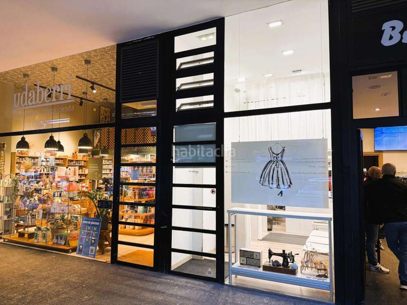 Foto 6ffb992f-bab6-46af-a61a-f950120a1cb3. Local comercial a Amara Donostia - San Sebastián