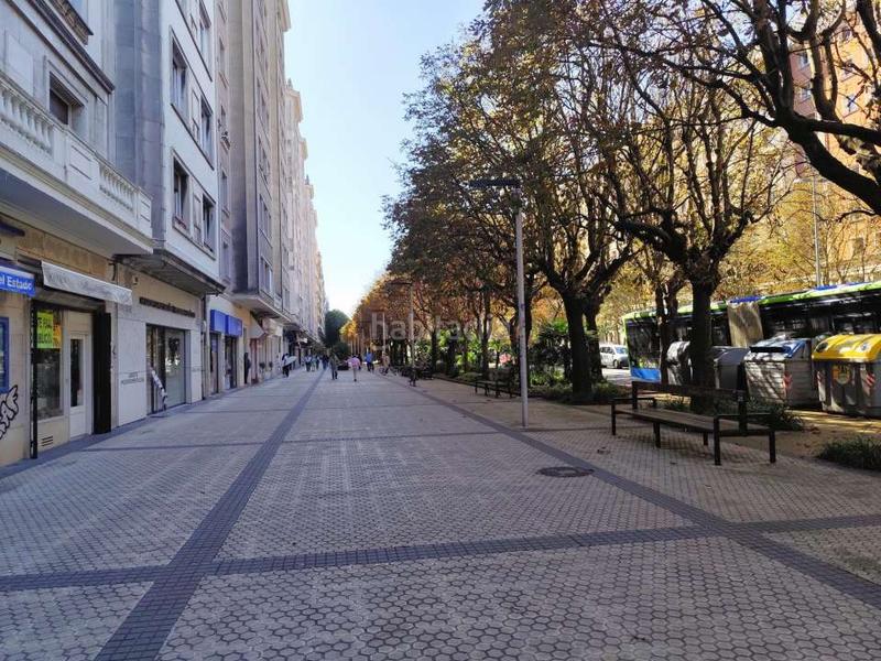 Foto 5834c868-ea48-49b0-90d7-fb7a3f591cd1. Local commercial dans sancho el sabio 1 dans Amara Donostia - San Sebastián