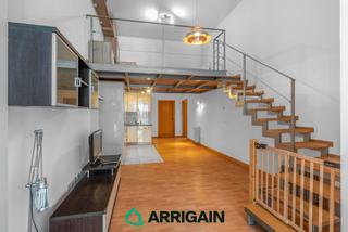 Appartamento  Del cedro plaza. Piso con balcón y grandes ventanales en venta en gaiztarro.