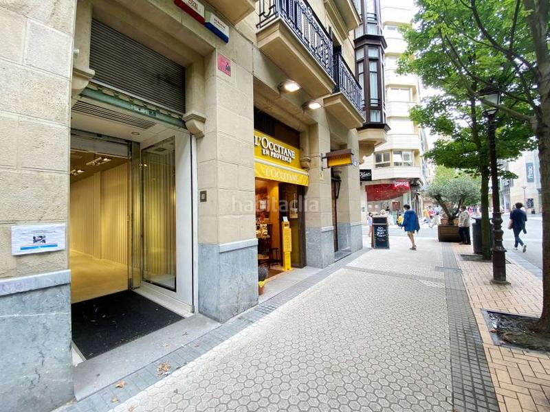 Foto f1c27fb4-8317-4489-bcbb-d2e3c6674a69. Location local commercial dans loiola kalea 5 dans Área Romántica Donostia - San Sebastián