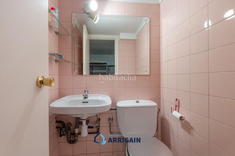 Foto 0e27c998-fd57-4bf3-ba9b-e425015b6d98. Local commercial dans san marcial 32-34 dans Área Romántica Donostia - San Sebastián