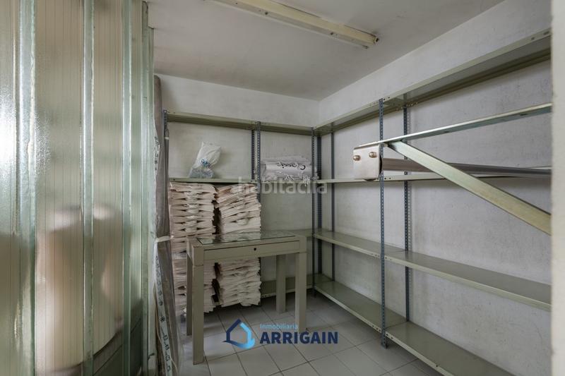 Foto 290dc221-2bcc-40e1-a66a-b66f160c360e. Local commercial dans san marcial 32-34 dans Área Romántica Donostia - San Sebastián