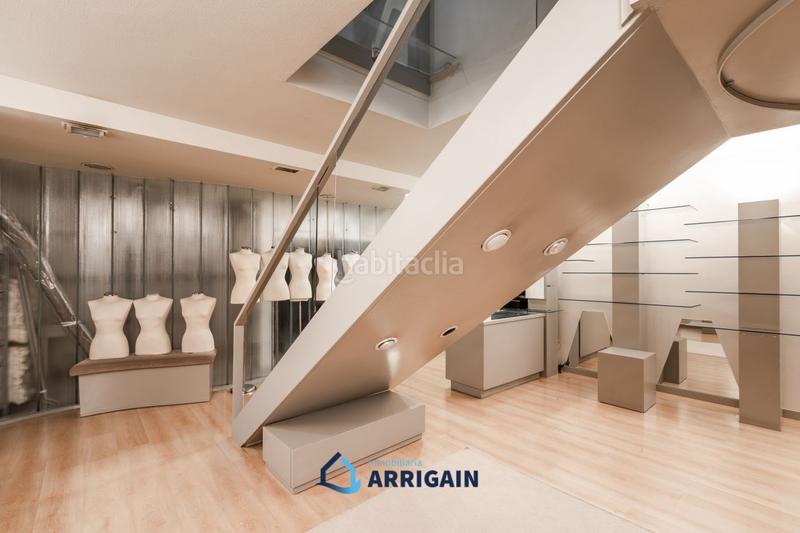 Foto 77dc10f6-b209-4872-9fb6-b4d729a9b30a. Local commercial dans san marcial 32-34 dans Área Romántica Donostia - San Sebastián