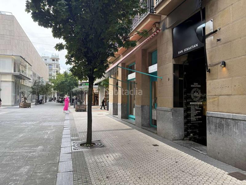 Foto d0777e20-16d2-4c6a-a80b-4bf59286c6cd. Local commercial dans san marcial 32-34 dans Área Romántica Donostia - San Sebastián
