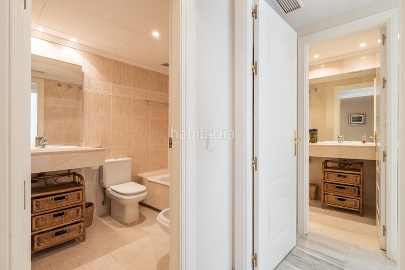 Foto 13358a13-afc6-4148-9f04-1a336feb5d59. Pis amb calefacció aparcament piscina a La Carolina - Guadalpín Marbella