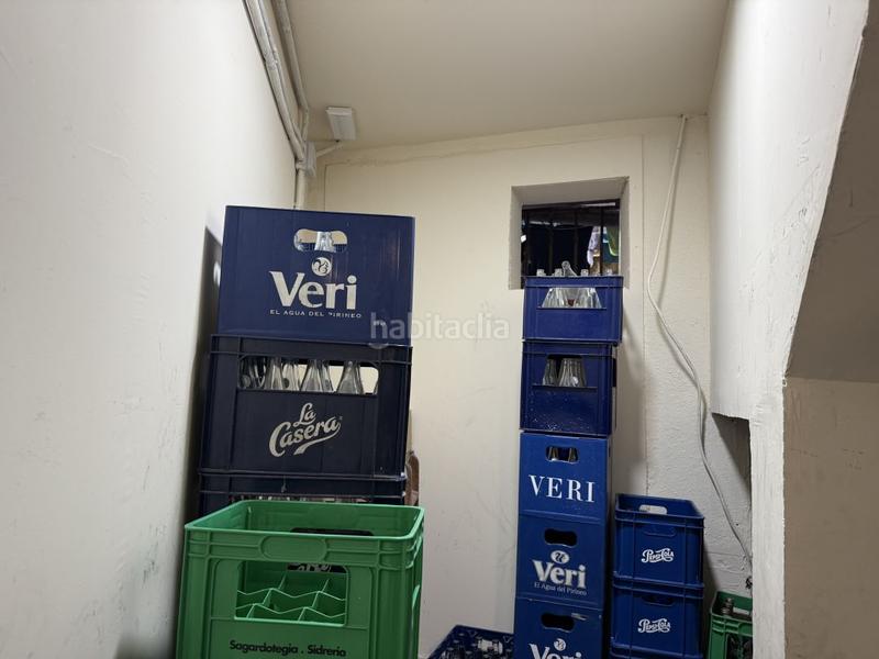 Foto 030f4af8-00ee-43e5-b034-f050a5ace82e. Local commercial dans juan de bilbao kalea 10 dans Parte Vieja Donostia - San Sebastián