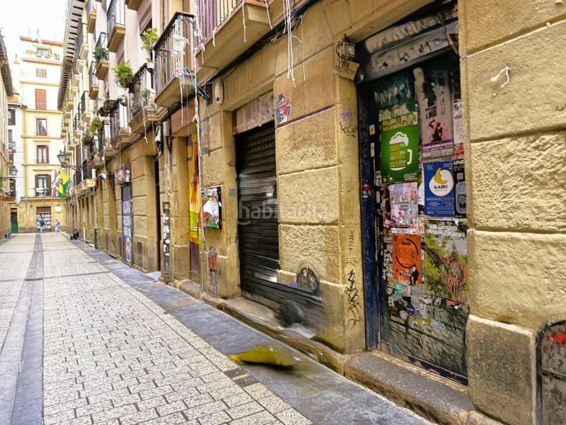 Foto 49b06a97-a5d4-400e-ba55-fa4b5c8882fc. Local commercial dans juan de bilbao kalea 10 dans Parte Vieja Donostia - San Sebastián
