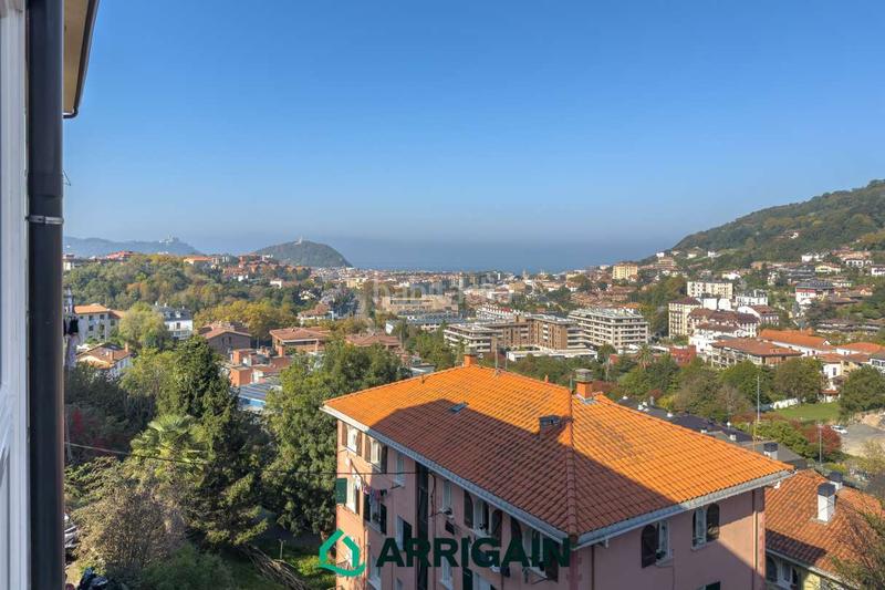 Foto 59d7bde0-36dc-410d-acf8-34f4aca2464b. Appartamento con riscaldamento in Intxaurrondo Donostia - San Sebastián