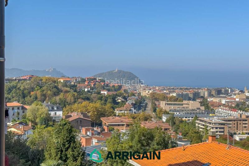 Foto e24a2a4a-89d3-48a7-8f0c-924d45714b9e. Appartamento con riscaldamento in Intxaurrondo Donostia - San Sebastián