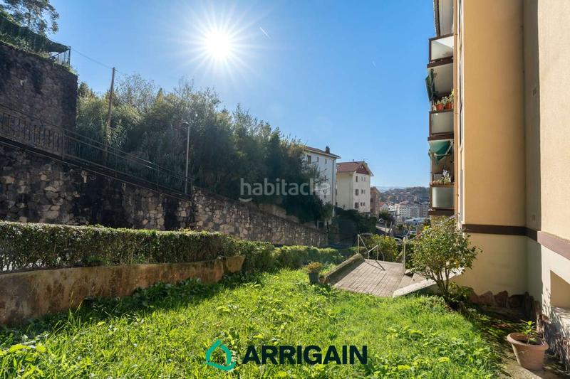 Foto 1d18d110-753e-428a-8530-b338a39eba45. Appartamento con riscaldamento in Ategorrieta-Ulía Donostia - San Sebastián