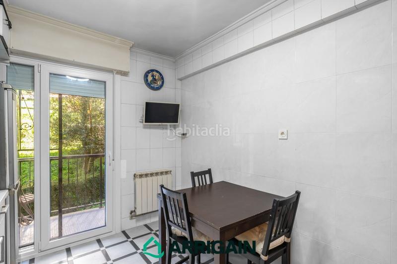 Foto ac81936f-5ea1-4eca-a5d9-7438d49292a5. Appartamento con riscaldamento in Ategorrieta-Ulía Donostia - San Sebastián