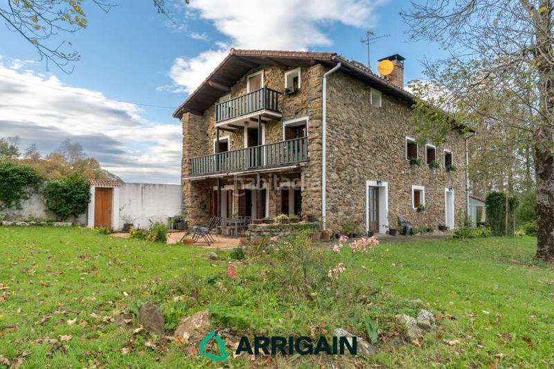 Foto 358285ab-28fb-4187-9f19-0c9615ebaf54. Maison avec chauffage parking piscine dans Zamalbide Errenteria