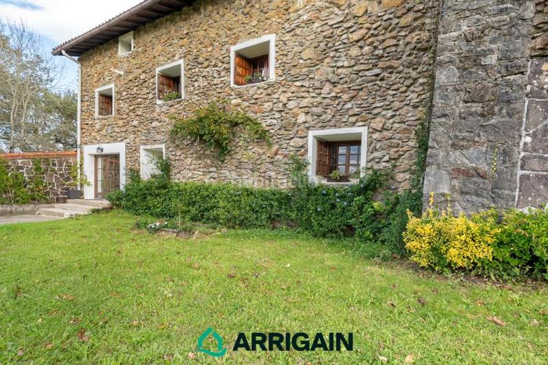 Foto 86d51e2d-dda1-4433-9ebd-b628cccabae5. Maison avec chauffage parking piscine dans Zamalbide Errenteria