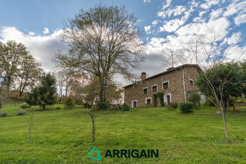 Foto f77b78f5-c695-4e39-b04f-dfccedfdac5c. Maison avec chauffage parking piscine dans Zamalbide Errenteria