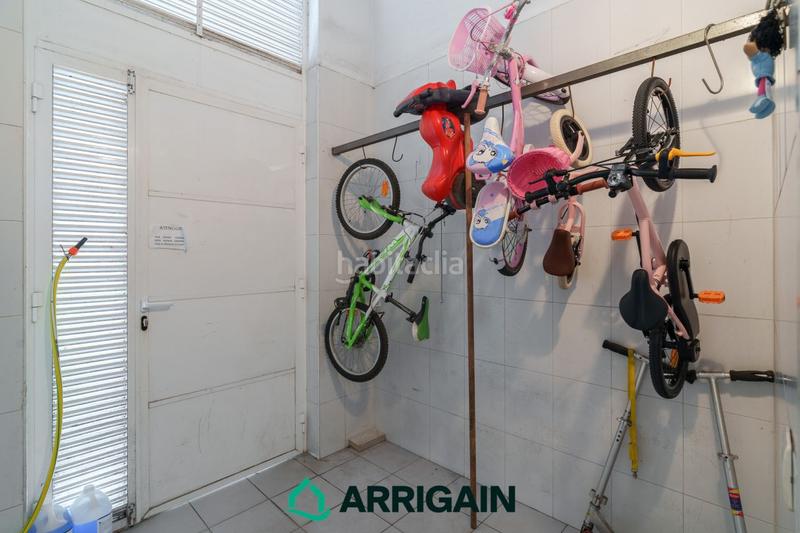 Foto 63eb4273-f743-4d5d-ae33-1bae8e7bf112. Pis amb calefacció aparcament a Intxaurrondo Donostia - San Sebastián