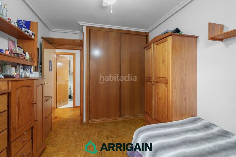 Foto af2aff87-32cb-42ed-9be8-43dfb84fdf24. Pis amb calefacció aparcament a Intxaurrondo Donostia - San Sebastián