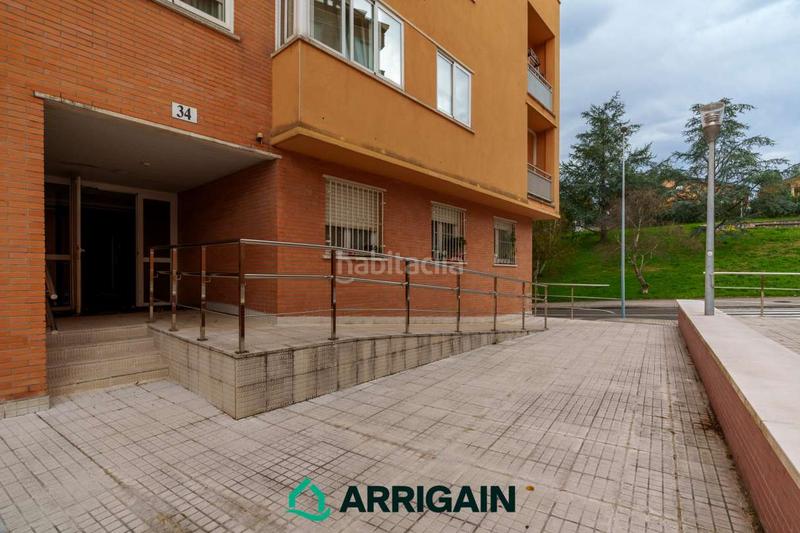 Foto d80e037f-ff2e-44d3-8b35-8075915c56a4. Pis amb calefacció aparcament a Intxaurrondo Donostia - San Sebastián