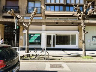 Local Comercial a Avenida Navarra