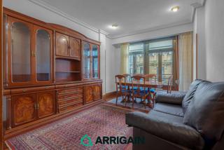 Piso  Ronda kalea 5. Piso en venta en gros, calle ronda, exterior con balcón