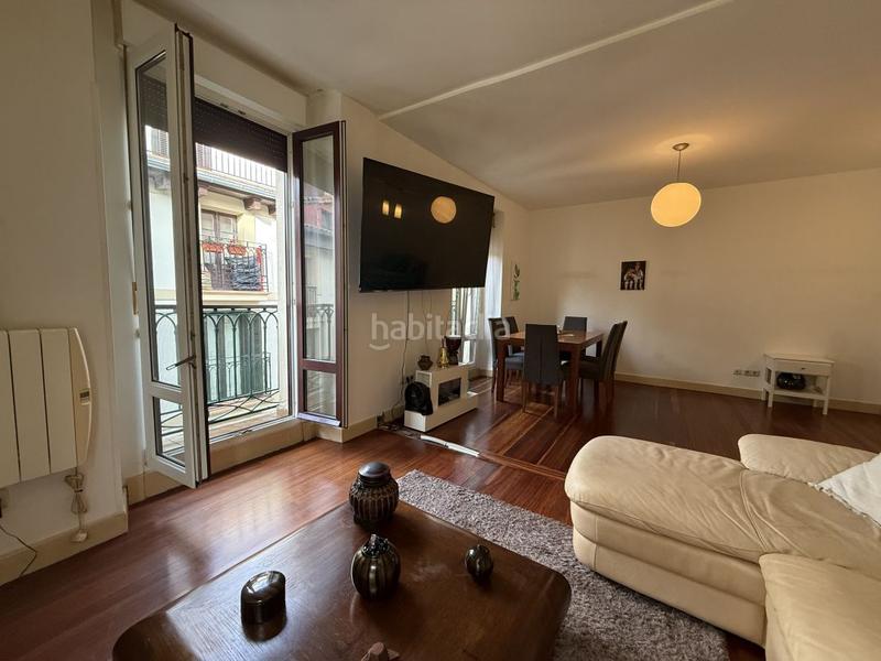 Foto 86cc0930-085d-4676-aa1b-56a099a7f959. Miete etagenwohnung mit heizung in Parte Vieja Donostia - San Sebastián