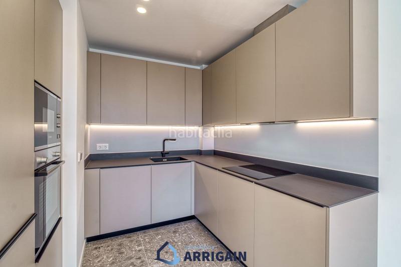 Foto 0b429551-fb67-4424-bc57-03d3d81bec3d. Miete etagenwohnung mit heizung in Área Romántica Donostia - San Sebastián