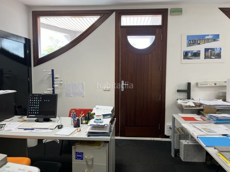Foto fbebb34b-912f-487e-8442-06258985f4ba. Geschäftsraum in ibai-ondo ibilbidea 10 in Orio