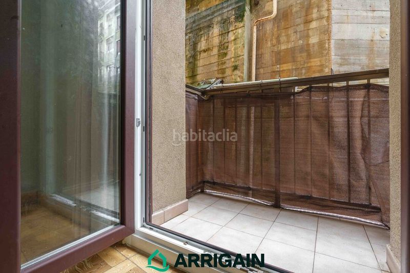 Foto 272fa48f-6b48-4b28-ab86-f286bc9b4fc3. Piso  en venta en Gros, junto a la playa de la zurriola en Donostia - San Sebastián