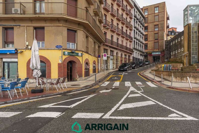 Foto 8a418d97-a974-477f-979f-4226a072a2d7. Piso  en venta en Gros, junto a la playa de la zurriola en Donostia - San Sebastián