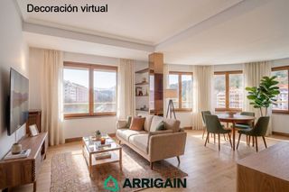 Pis a Easo kalea 83. Centro. gran piso, alto, en esquina, en edificio de hormigón sol