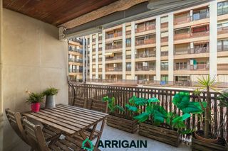 Pis  Doctor claudio delgado. Luminoso piso en buen estado y con gran terraza.