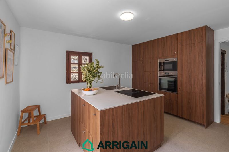 Foto 2de79c97-ba15-4bf6-9c30-df9abd3e9e0f. Casa amb calefacció a Aia