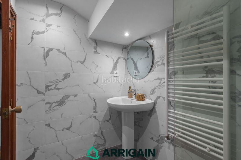 Foto f8ce5c5f-3215-4b51-ae48-e63e379d40fe. Casa amb calefacció a Aia