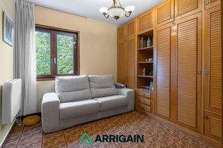 Pis  Lizardi kalea. Piso en venta en intxaurrondo con vistas despejadas