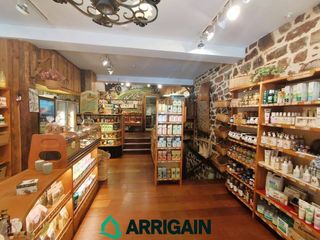 Local Comercial a Etxague jenerala kalea 7. Local en venta en la parte vieja de san sebastián. con licencia