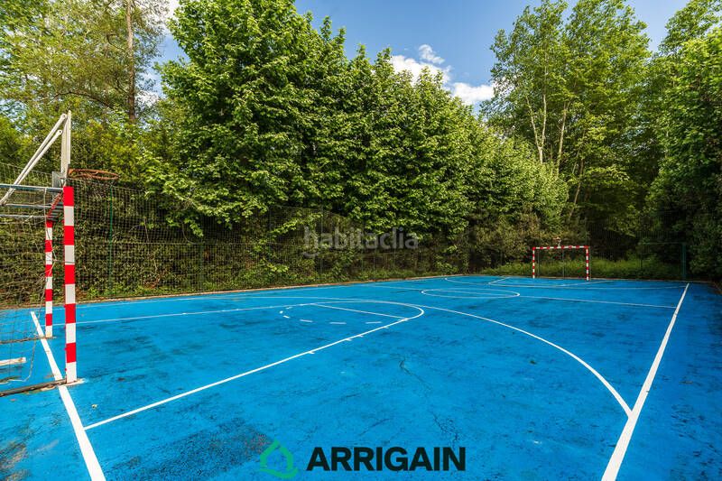 Foto b1021eb2-4d55-4dd3-b325-a90a4d70fcdf. Pis a itsasaundi 8 a Jaizubia - Urdanibia - Puiana Irun