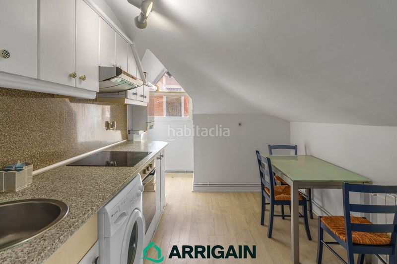 Foto caa515b0-6162-45e7-b7fb-8f6b79f3f570. Pis a itsasaundi 8 a Jaizubia - Urdanibia - Puiana Irun