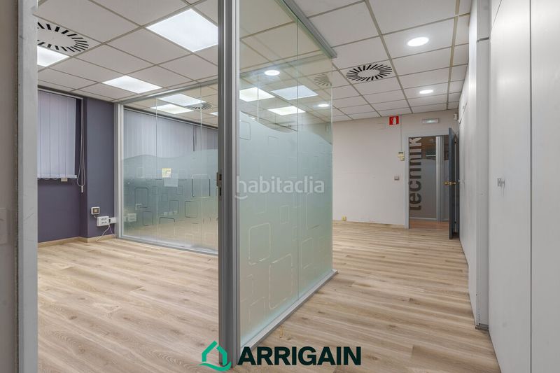 Foto 22b878e1-4ca7-4d50-995e-9252c91514f3. Local comercial a Zarautz
