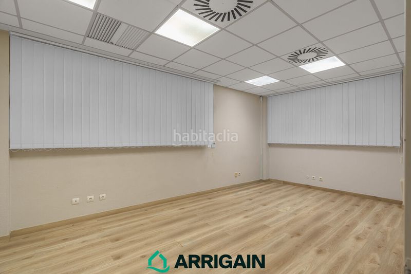Foto a769e985-cda6-48e5-8636-2f4076821821. Local comercial a Zarautz
