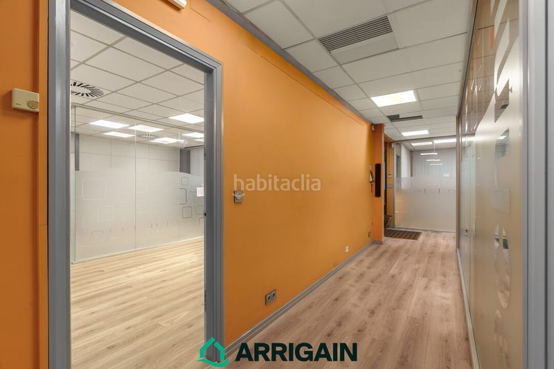 Foto c0cc539a-d203-4c97-9285-24de6807080e. Local comercial a Zarautz