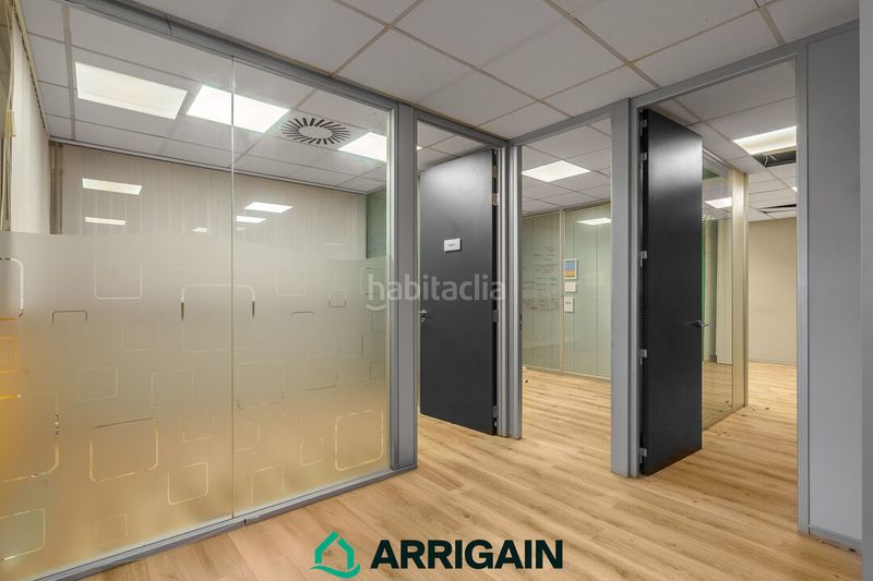 Foto e9526c39-9273-4fd3-b0f7-5e919844f4ac. Local comercial a Zarautz