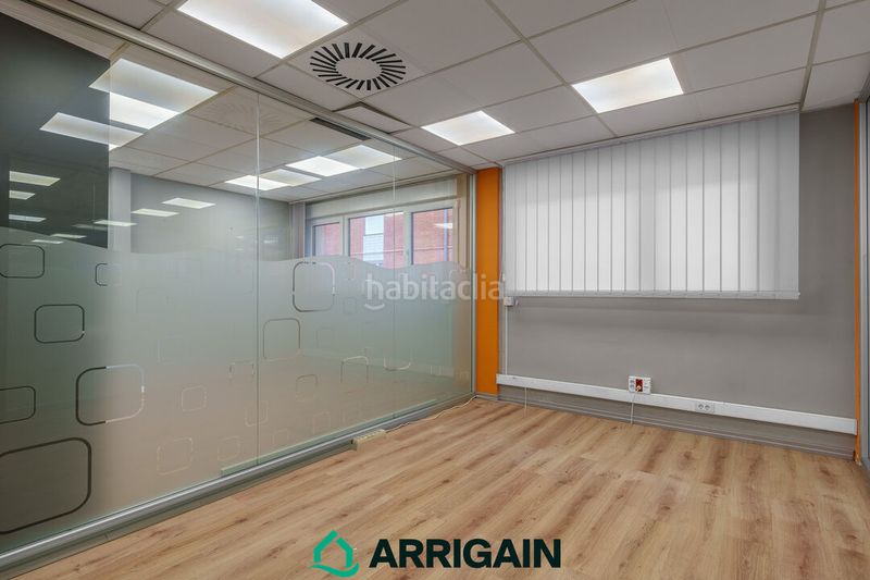 Foto feabb607-4623-4dbc-88fd-5570af27497e. Local comercial a Zarautz