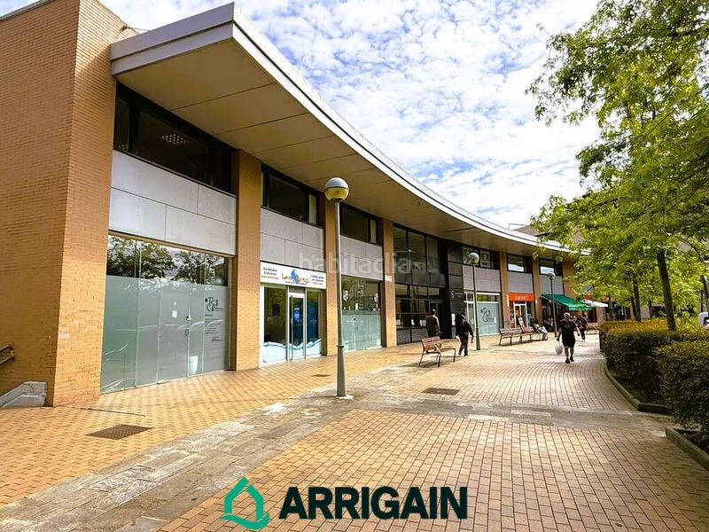 Foto 3cd2a3c5-54ec-4790-b886-ef9e531de847. Local comercial a Hernani