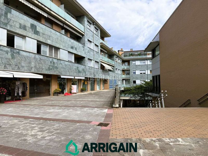 Foto b8ff578d-2131-4fd5-a1bd-96d6d52df13f. Local comercial a Hernani