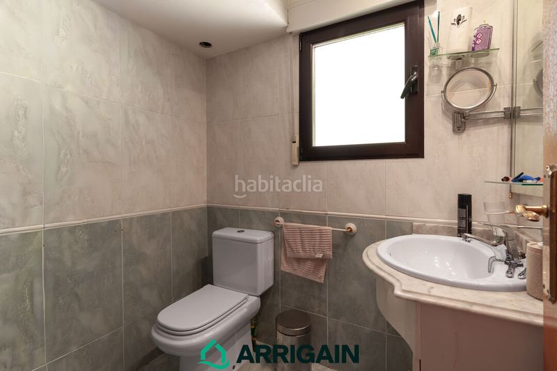 Foto 5cb820cb-7ad4-4fb6-bdbe-c66c540b63f4. Casa amb calefacció aparcament a Hondarribia