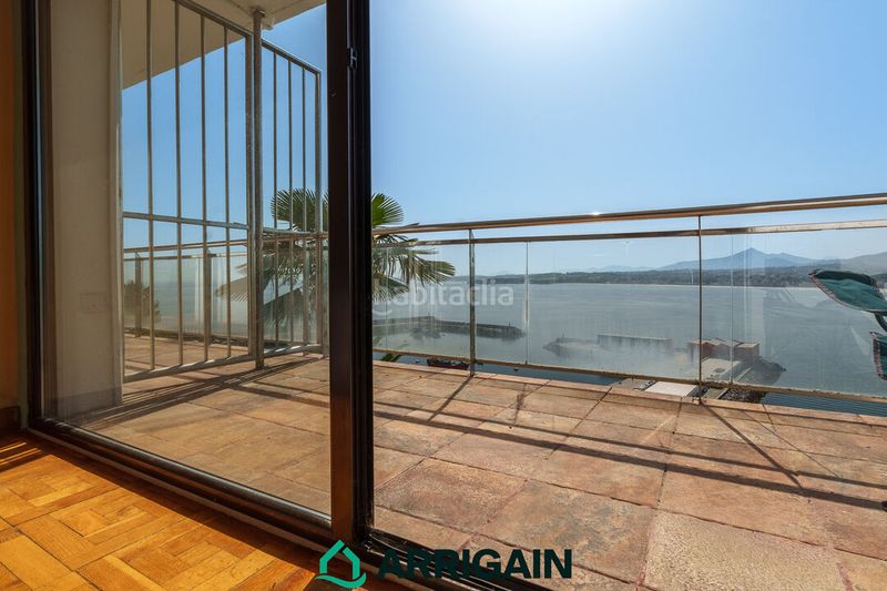 Foto 8b06d45d-2560-4a33-84be-80731a8179df. Casa amb calefacció aparcament a Hondarribia