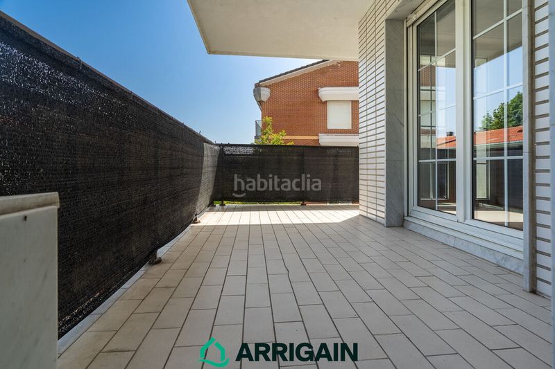 Foto e9dd1fe8-e982-4360-a068-85170fabeee8. Pis amb calefacció aparcament a Ibaeta Donostia - San Sebastián