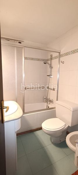 Foto 378106e6-6454-4a60-b3a3-32d7627e0d94. Pis amb calefacció aparcament a Aisa