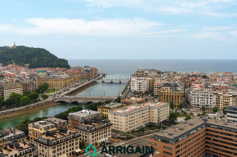 Foto 5358387b-75f7-4648-98cc-5285d50c64fc. Pis amb calefacció a Gros Donostia - San Sebastián