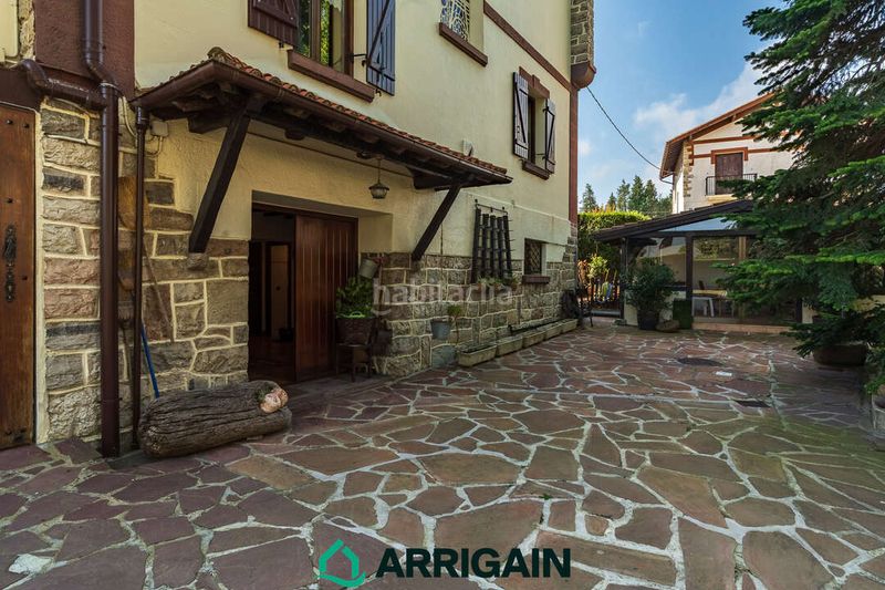 Foto 0547b6fe-dee5-4742-b4b6-d162a068e98c. Casa amb calefacció aparcament a Pinar - Anaka - Belaskoenea Irun
